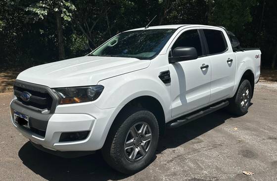 FORD RANGER 2.2 XLS 4X4 CD 16V DIESEL 4P AUTOMÁTICO FORD RANGER 2.2 XLS 4X4 CD 16V DIESEL 4P AUTOMÁTICO